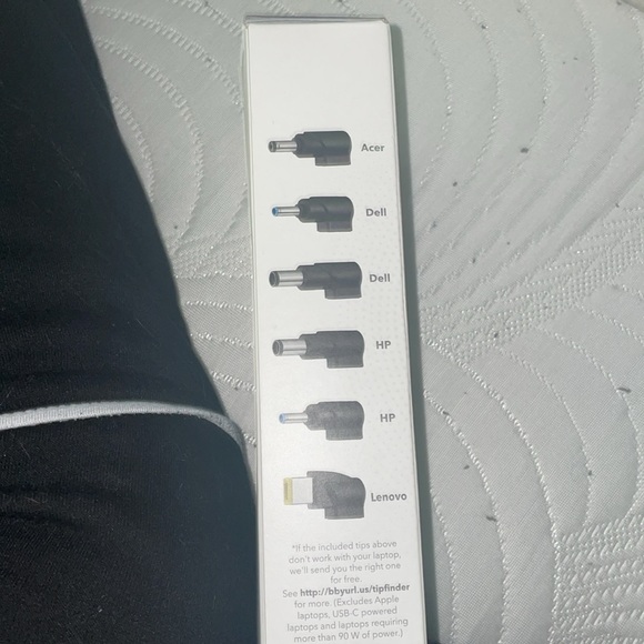 Insignia universal laptop charger - Picture 3 of 3